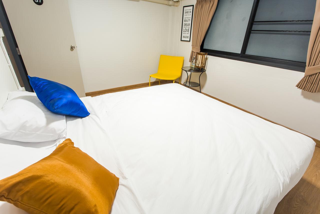 Soft Dormtel Night Bazaar Hostel Csiangmaj Kültér fotó